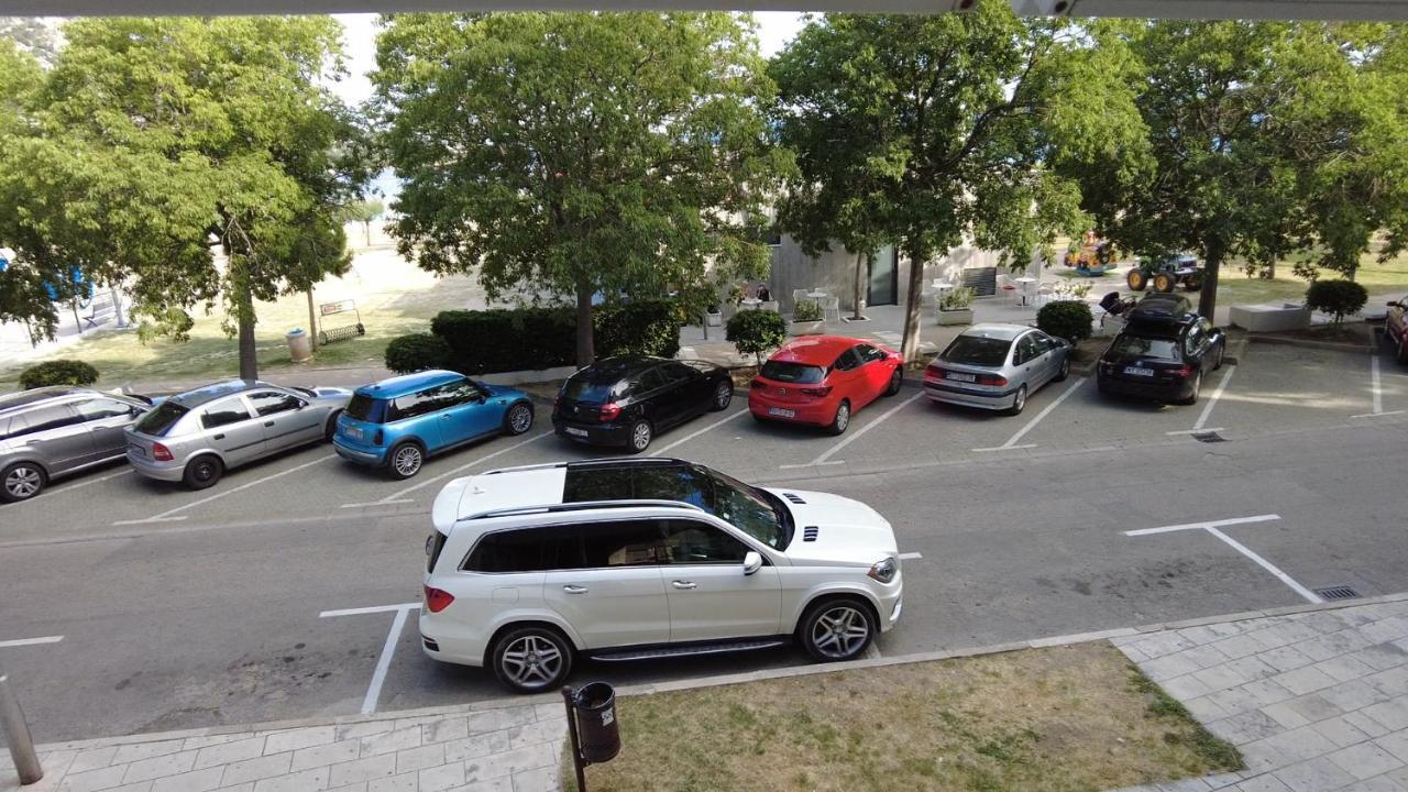 Apartment Dina โอมิช ภายนอก รูปภาพ